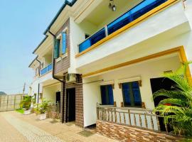 Derucci Luxury Apartment，位于奥韦里的酒店