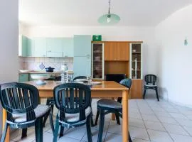 GuestHost - Cozy Flat with Terrace by the Sea