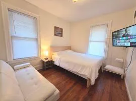 Entire Beautiful 1BR for You! [R]