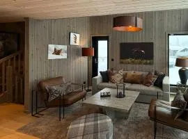 Alpine Cabin 5 Metres From Ski Slope In Kvitfjell