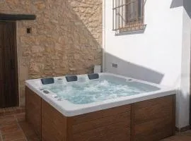 Cayetana Boutique & Jacuzzi Villa