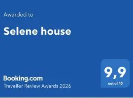 Selene house