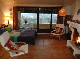 Loft con chimenea y terraza con vistas - Cal Caterino