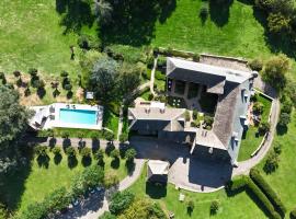 Château de la Falque, The Originals Relais，位于圣热涅-多尔特的酒店