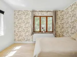 Bright Modern Holiday Home Near Hindemae