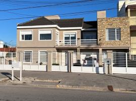 ROMA apartamento frente al mar，位于马德普拉塔的酒店