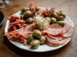 Fiskarhuset skogssidan