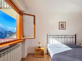 La Tana Del Camoscio - Orobie View and Relaxation，位于福波洛的酒店