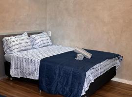 Casa para pouso e finais de semana ipigua，位于Ipiguá的酒店