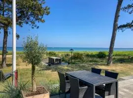 Beach Villa With Private Pier In Hou