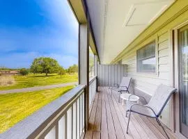 Inviting & Cozy Studio Sleep 4 Shared Gym & Games