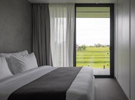 UNIT Nuanu Village，位于坎古的酒店