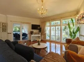 Leura Getaway Close to Blue Mountains Highlights