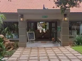 Hartbeespoort Country Hotel & Spa