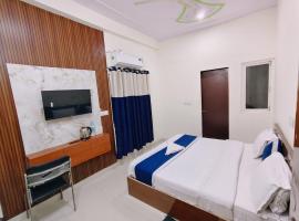 Radhe Shyam Resort Vrindavan By HRG #Hotel Near Prem Mandir，位于范兰德凡的酒店