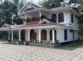 The Grand Sapphires Resort