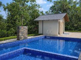 Good Earth Swimming Pool Homestay，位于Avathi的酒店