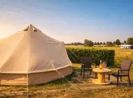 Bell Tent aan de haven