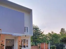 De Lavender Villa 2