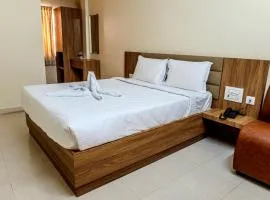 Hotel M S Chola