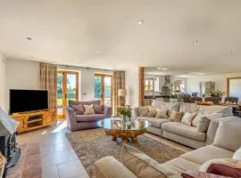 3 Bed in Lower Bodham oc-p29593