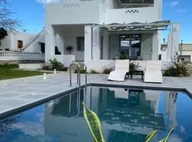 Zandre Luxury Suites