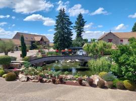 多梅恩德拉海德斯格兰丝酒店，位于Ménilles的酒店