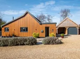 3 Bed in Hindolveston oc-1986
