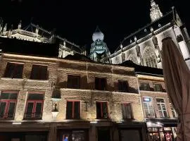 Het Kathedraalhuis Goudblomme
