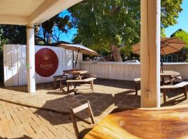 Bacaanda Hostal & Food Zipolite，位于兹波利特的酒店