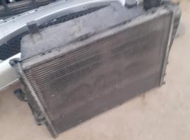 Hotel sercotel tres luces，位于弗雷蒙德的酒店