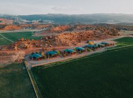 Cougar Ridge Resort，位于托里的酒店