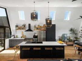 The Cape Sanctuary - Eco Living Beachside Haven