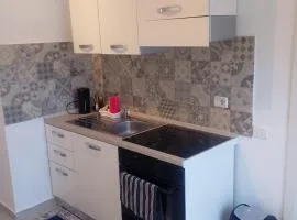 Casa serenità "bilocale con ingresso indipendete"