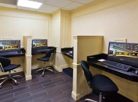 波特兰市区会议中心皇冠假日酒店，位于波特兰的酒店