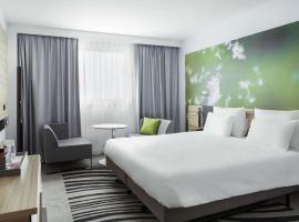 巴黎戴高乐机场诺富特酒店，位于鲁瓦西昂法兰西的酒店