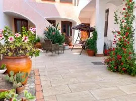 Casa Lia appartamento indipendente con patio privato nel Golfo di Orosei