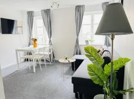 aday - Central and Gorgeous 2 Bedroom Apartment