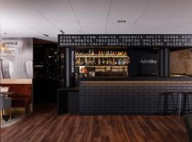 四季里尔机场酒店，位于莱斯坎的酒店