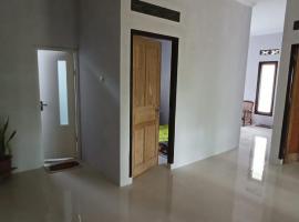 Home sweet home pengasih，位于Kalimenur的酒店