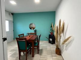 Cabana Alojamiento Turistico，位于乌玛瓦卡的带停车场的酒店