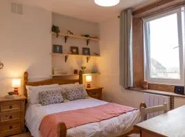 Hallbank Hideout