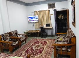 RNR tourist homestay 1 bhk peaceful，位于印多尔的酒店