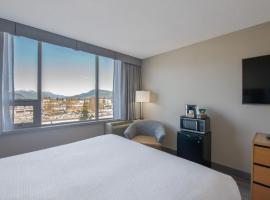 Coast Chilliwack Hotel by APA，位于奇利瓦克的酒店