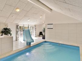 Villavilla 312 - Hornbæk, Nordsjælland，位于霍恩拜克的酒店