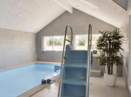 Villavilla 459 - Marielyst, Lollandfalsterm&oslash;n，位于博托比的带泳池的酒店