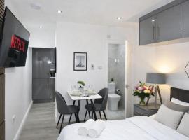 Modern Studio Near NEC & BHX Free Parking，位于Sheldon的酒店
