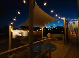 Game Barn, Cowboy Pool, 17ft Movie Screen - sleeps 10