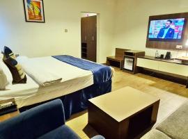 Randy Spelling Airport Home Ikeja，位于Oduwole的酒店