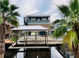 3 bedroom Waterfront home near Bay St Louis